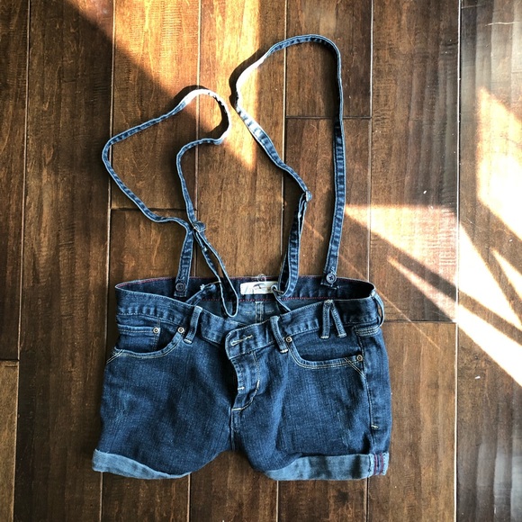 🌸3 FOR 5🌸 2.1 Denim shorts with coverall straps - Picture 1 of 2